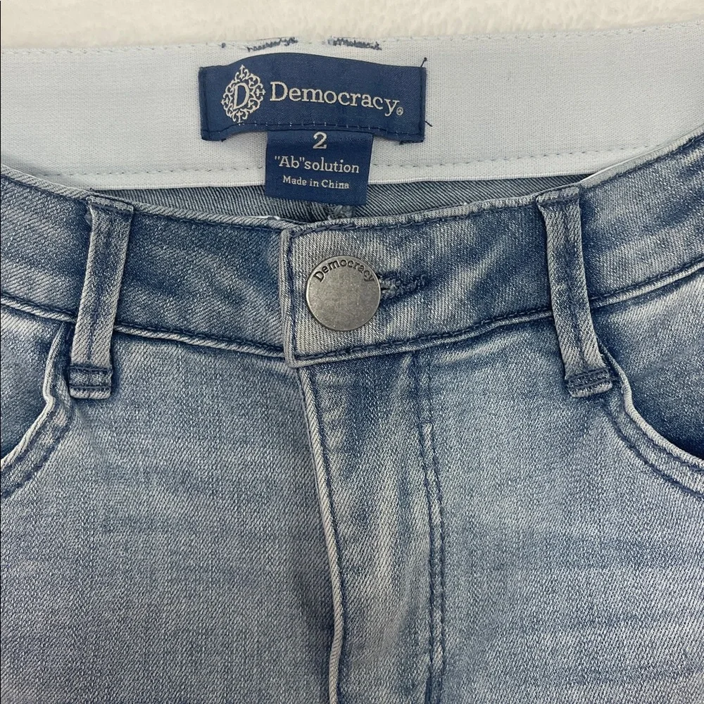 Democracy “Ab”solution Wide Leg Jeans Size 2 Light Wash - Picture 2 of 9